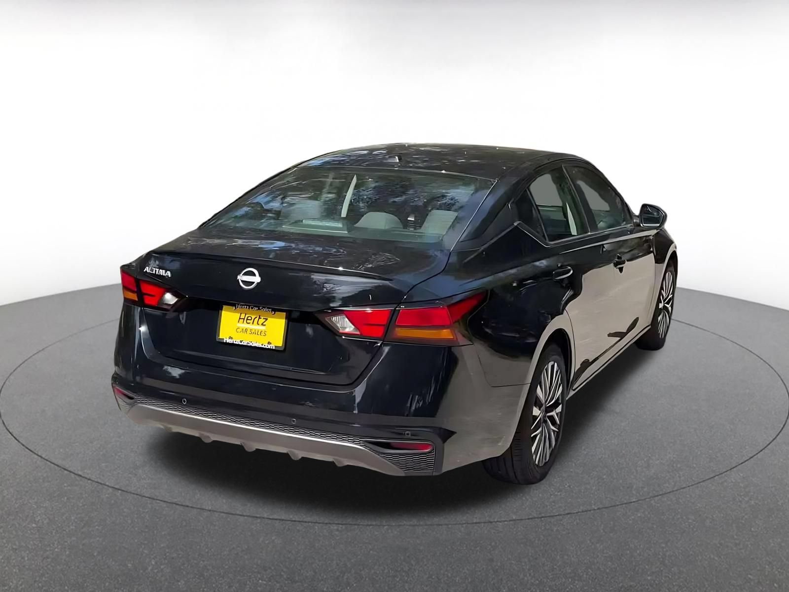 Used 2026 Nissan Altima 2.5 SV FWD image 14