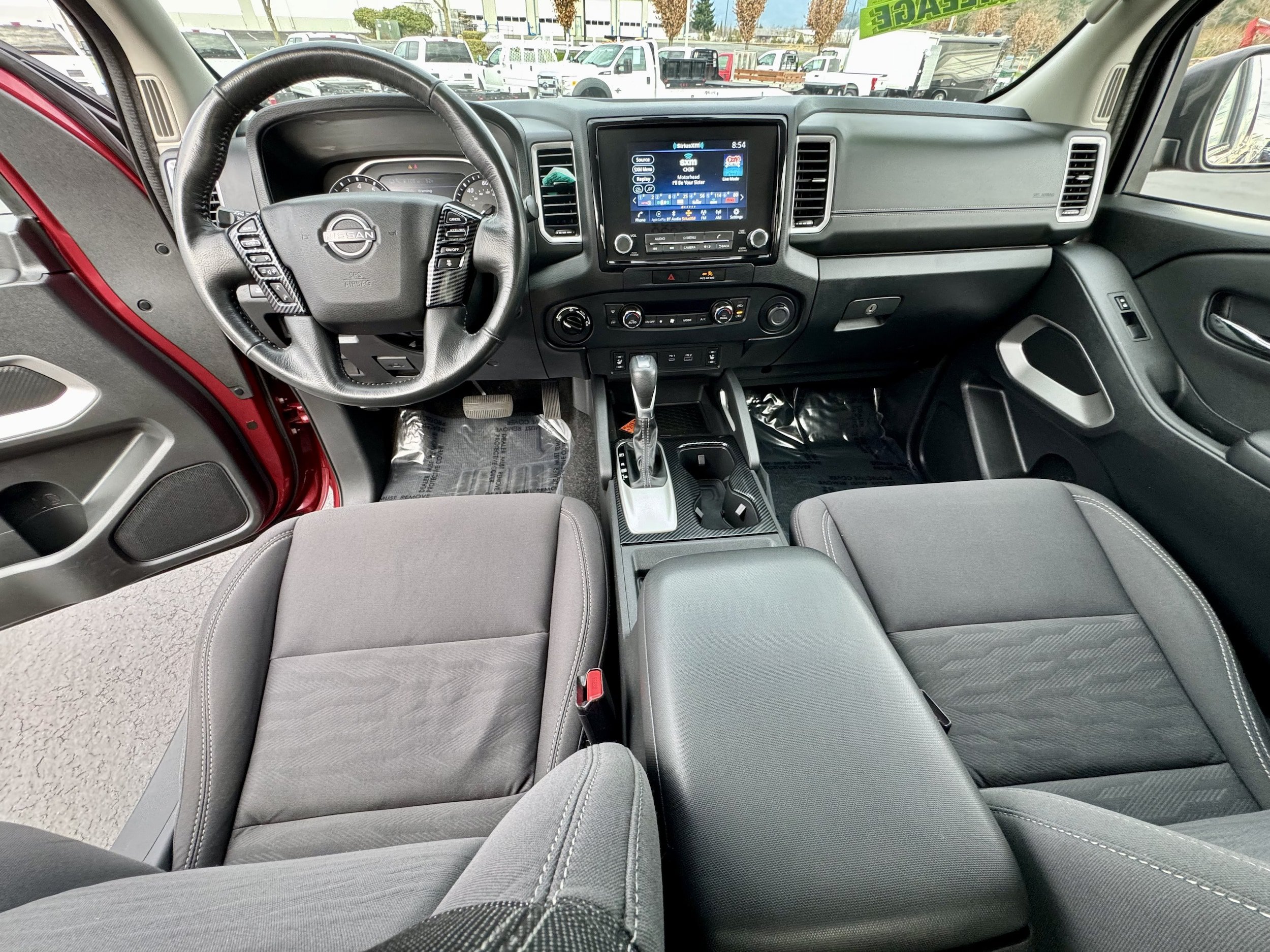 Used 2022 Nissan Frontier SV AWD/4WD image 10