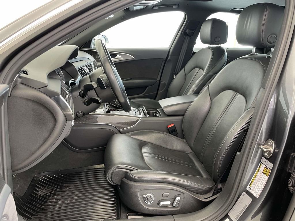 Used 2018 Audi S6 Premium Plus w/ Comfort Seating Package image 5