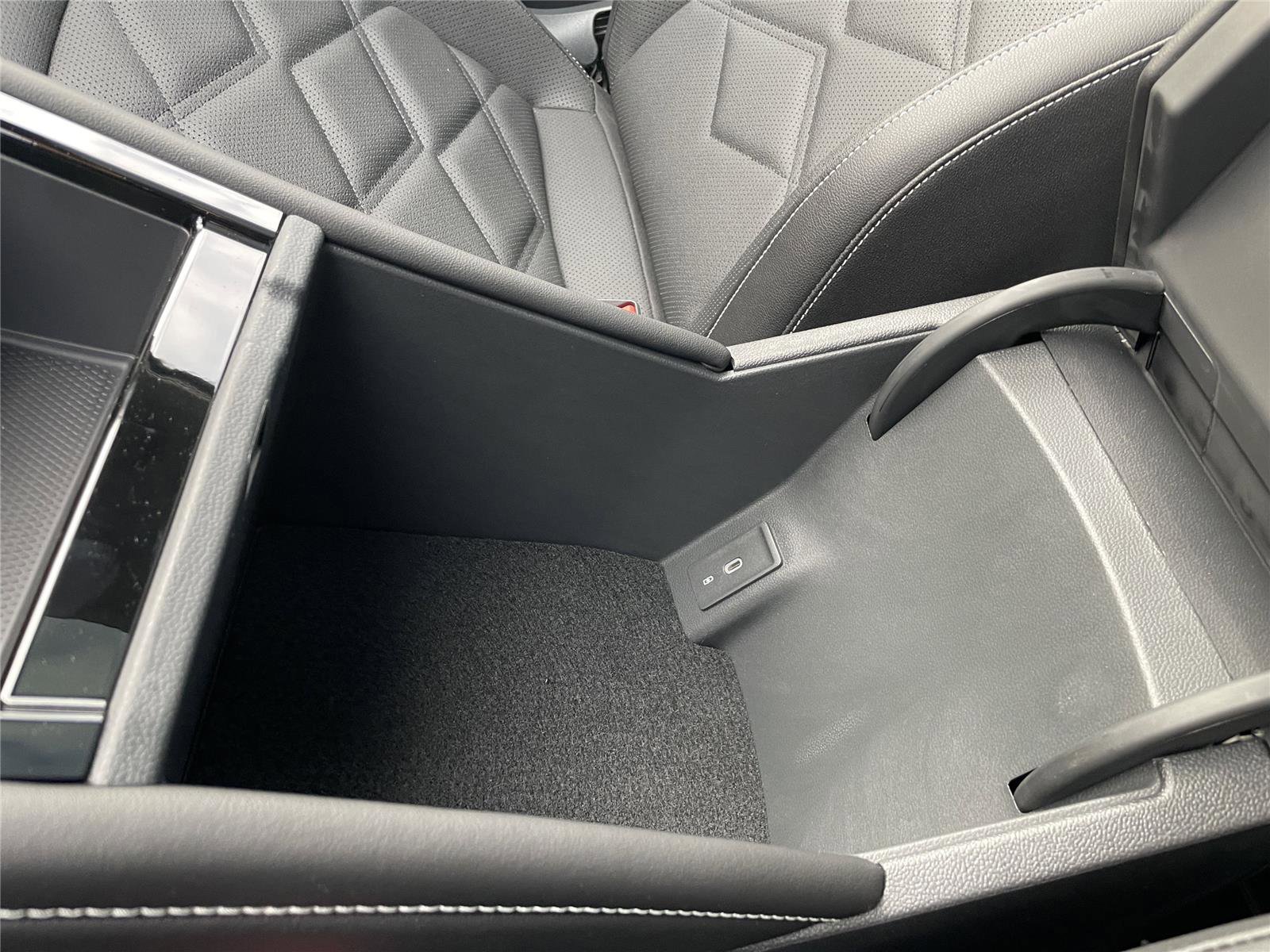 New 2026 Volkswagen Atlas SE AWD/4WD image 35