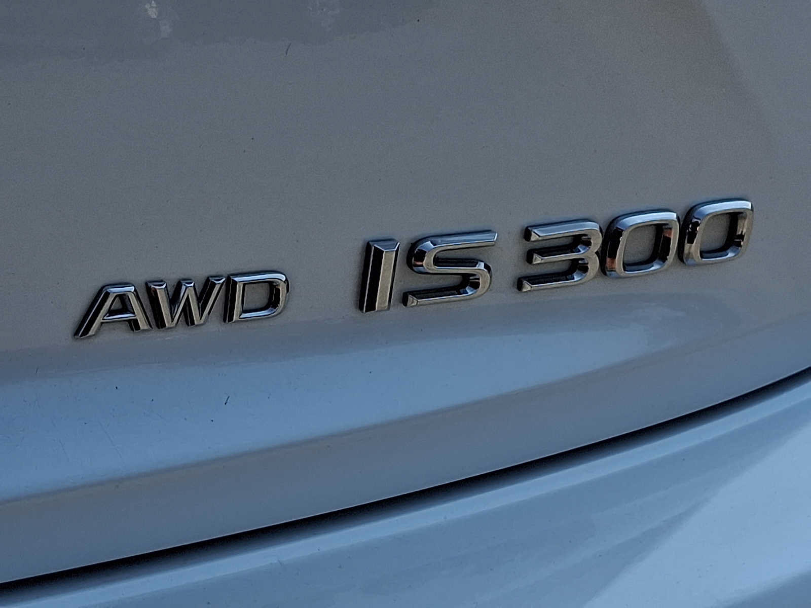 Used 2018 Lexus IS 300 AWD w/ Comfort Package image 28