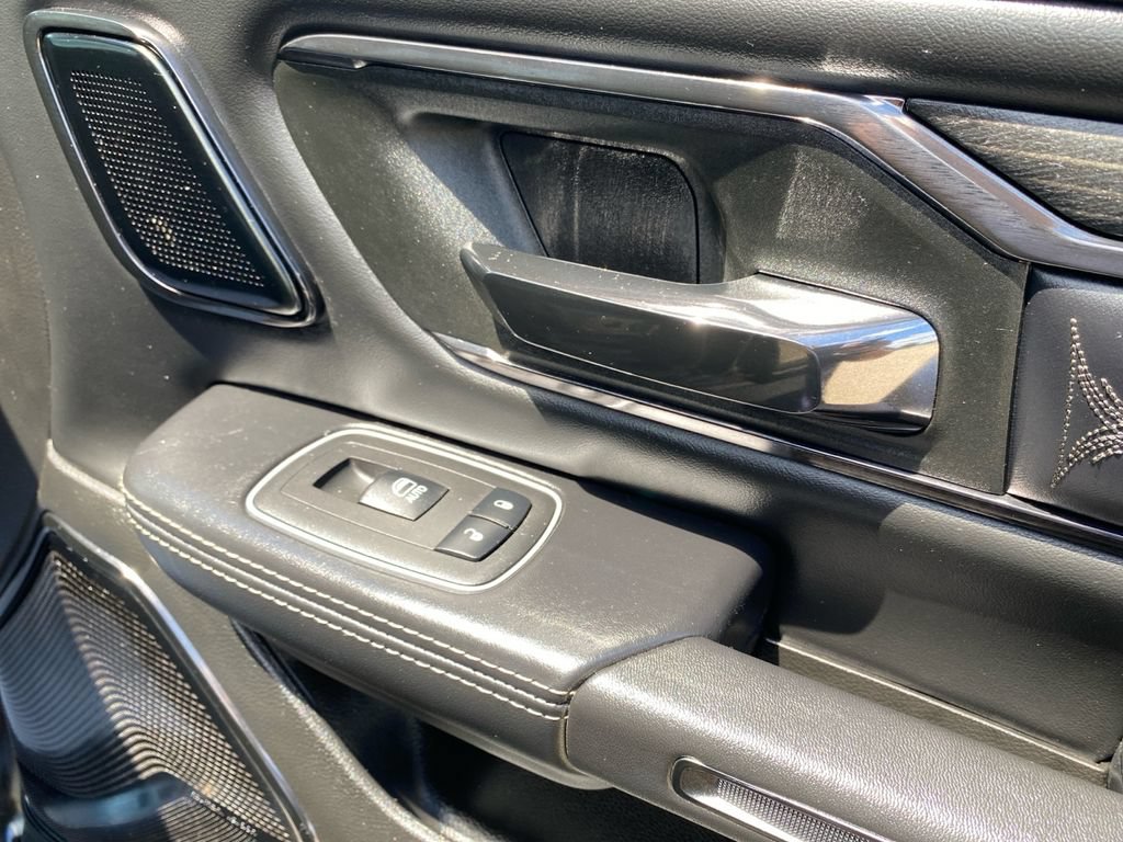 Used 2023 RAM 1500 Limited AWD/4WD image 13