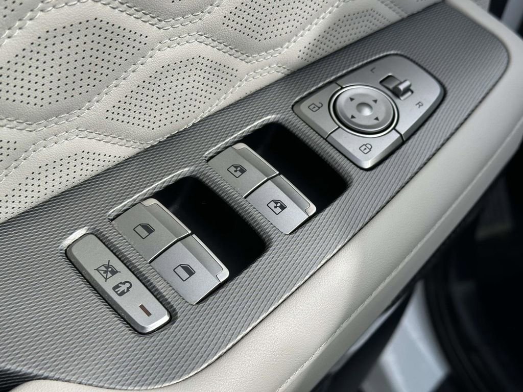 Used 2022 Hyundai Palisade Calligraphy w/ Cargo Package image 22