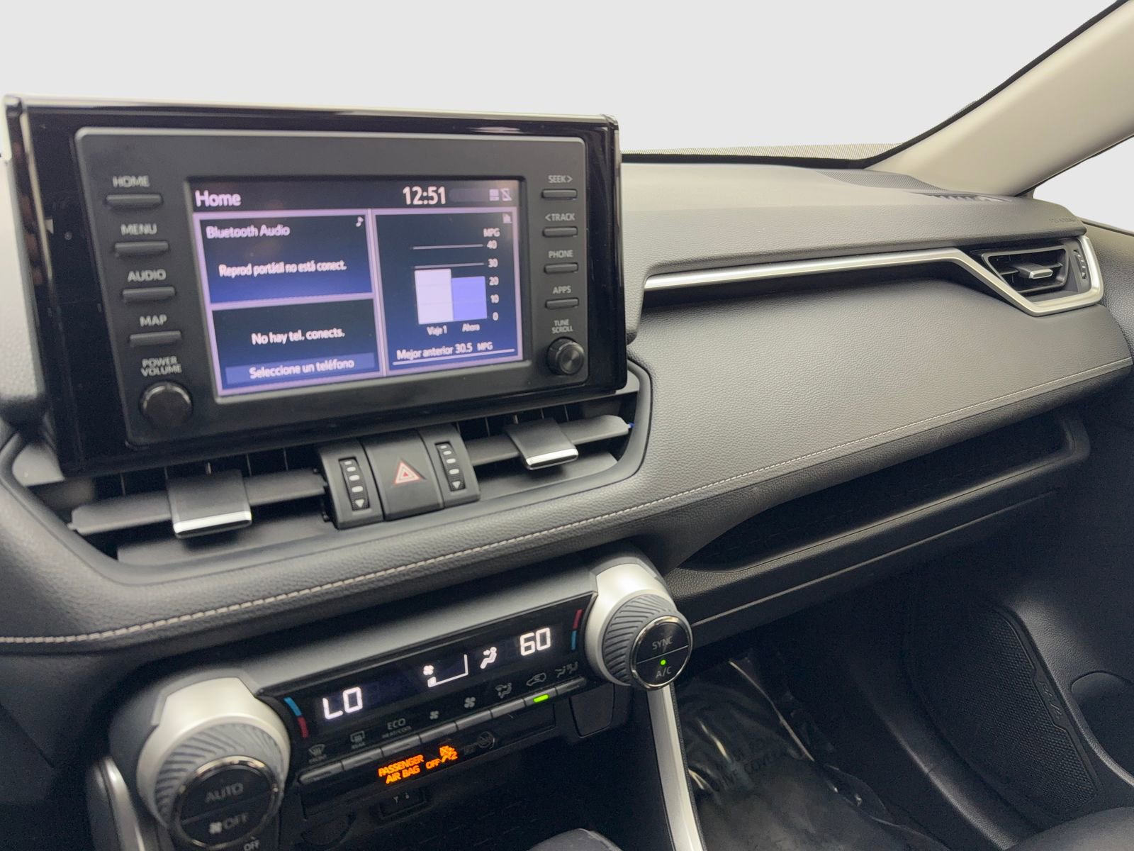 Used 2019 Toyota RAV4 XLE Premium image 19