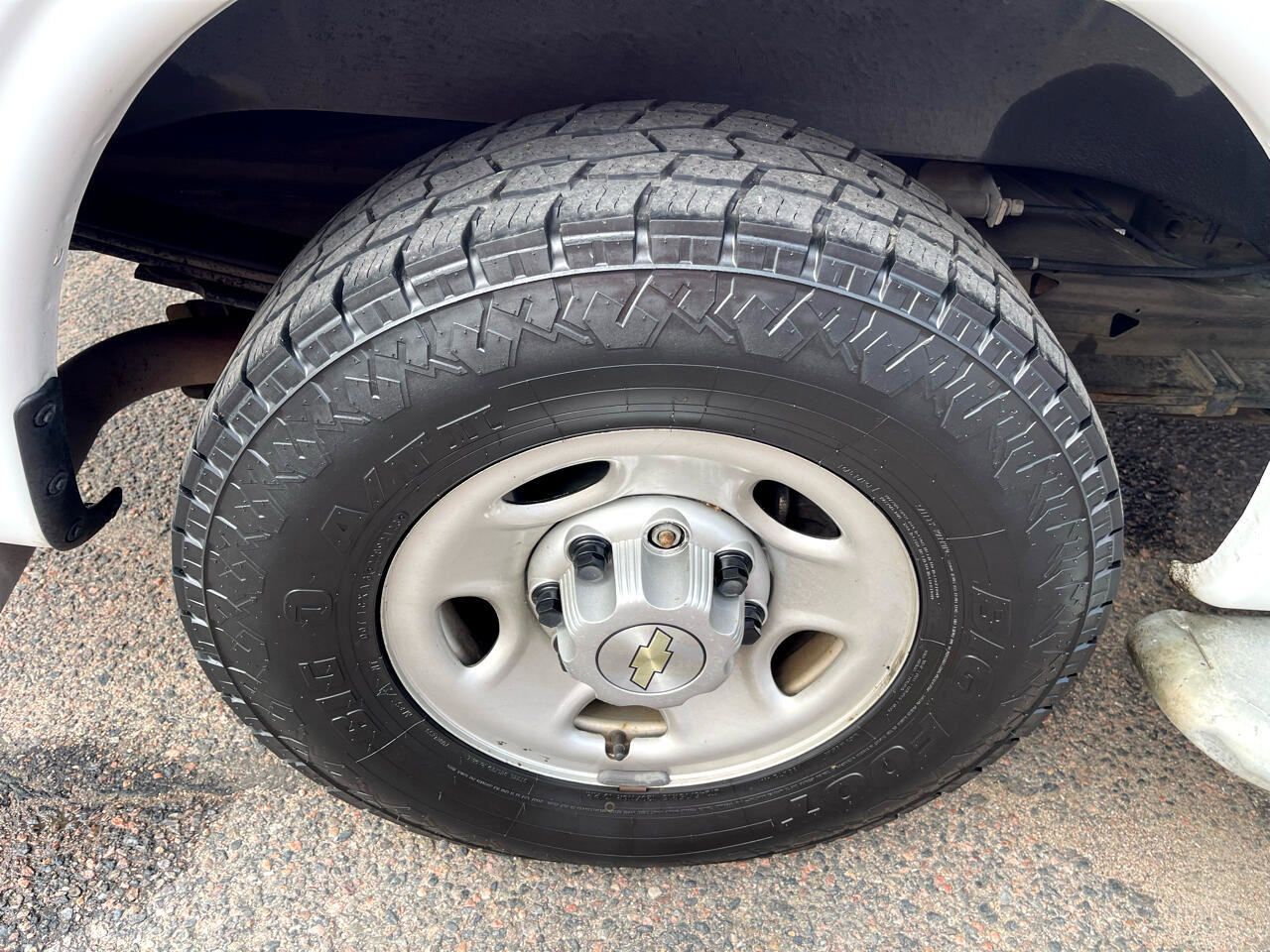 Used 2020 Chevrolet Express 2500 w/ Driver Convenience Package image 34