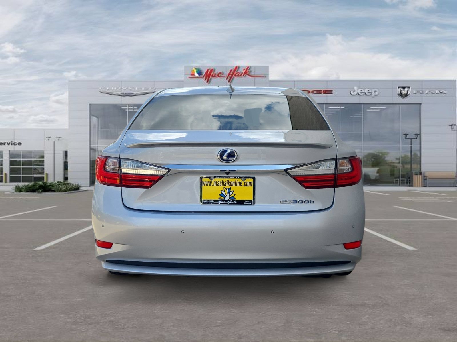 Used 2017 Lexus ES 300h FWD image 4