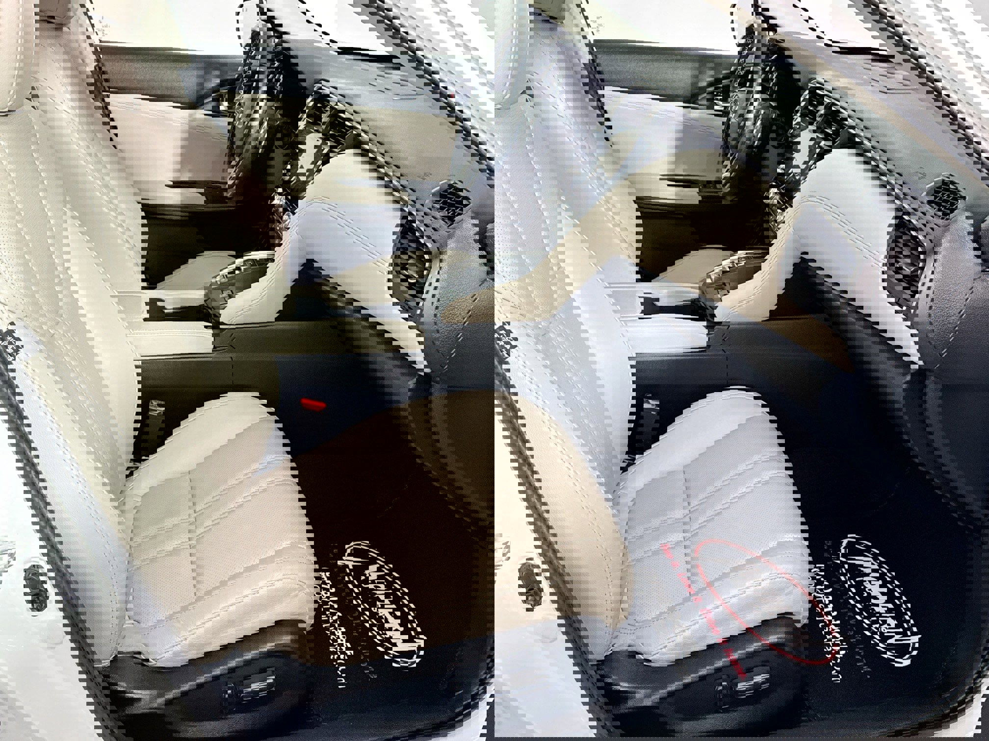 Used 2021 Honda Insight Touring image 32