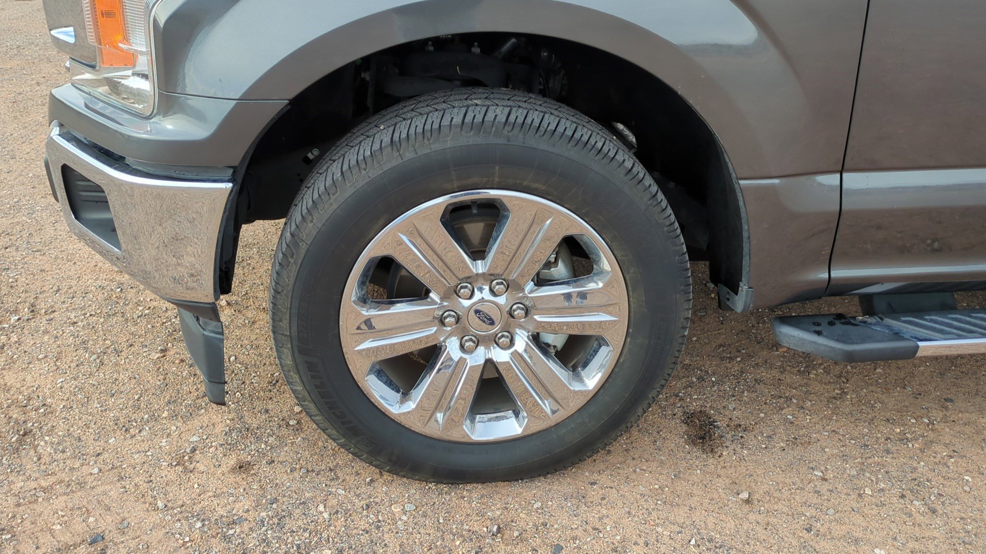 Used 2019 Ford F150 XLT w/ Equipment Group 302A Luxury image 11