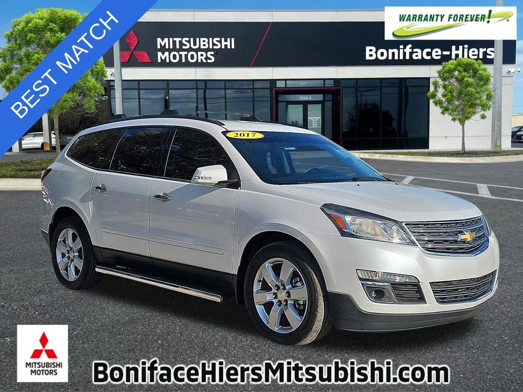 Used 2017 Chevrolet Traverse LT w/ Style and Technology Package FWD image 1