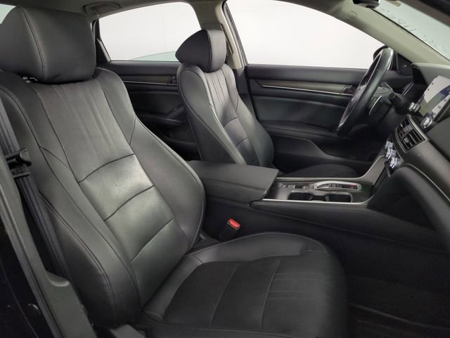 Used 2019 Honda Accord Touring image 15