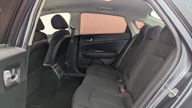 Used 2020 Kia Optima LX FWD image 13