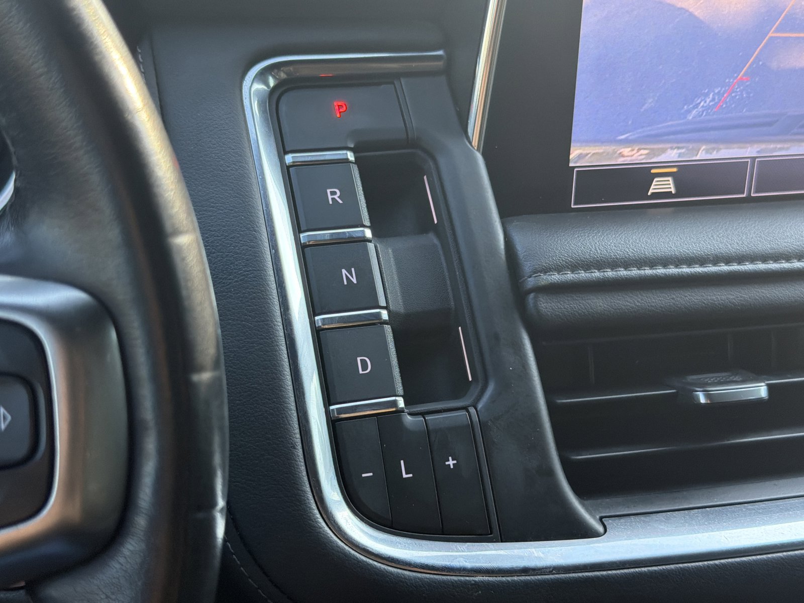Used 2021 Chevrolet Tahoe LT RWD image 26