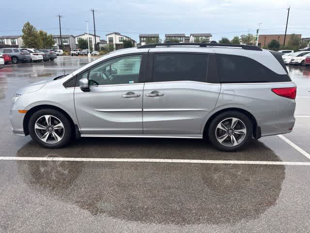 Used 2018 Honda Odyssey Touring image 2
