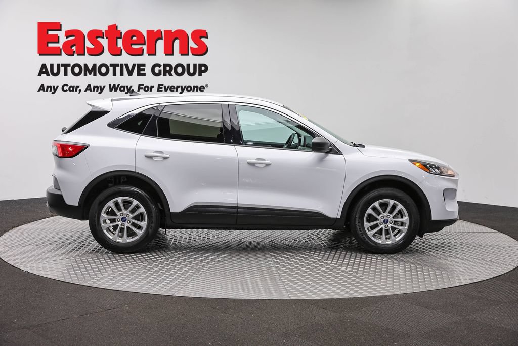 Used 2022 Ford Escape SE AWD/4WD image 4