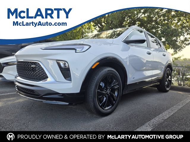 Used 2026 Buick Encore GX Sport Touring w/ Comfort Package FWD image 1