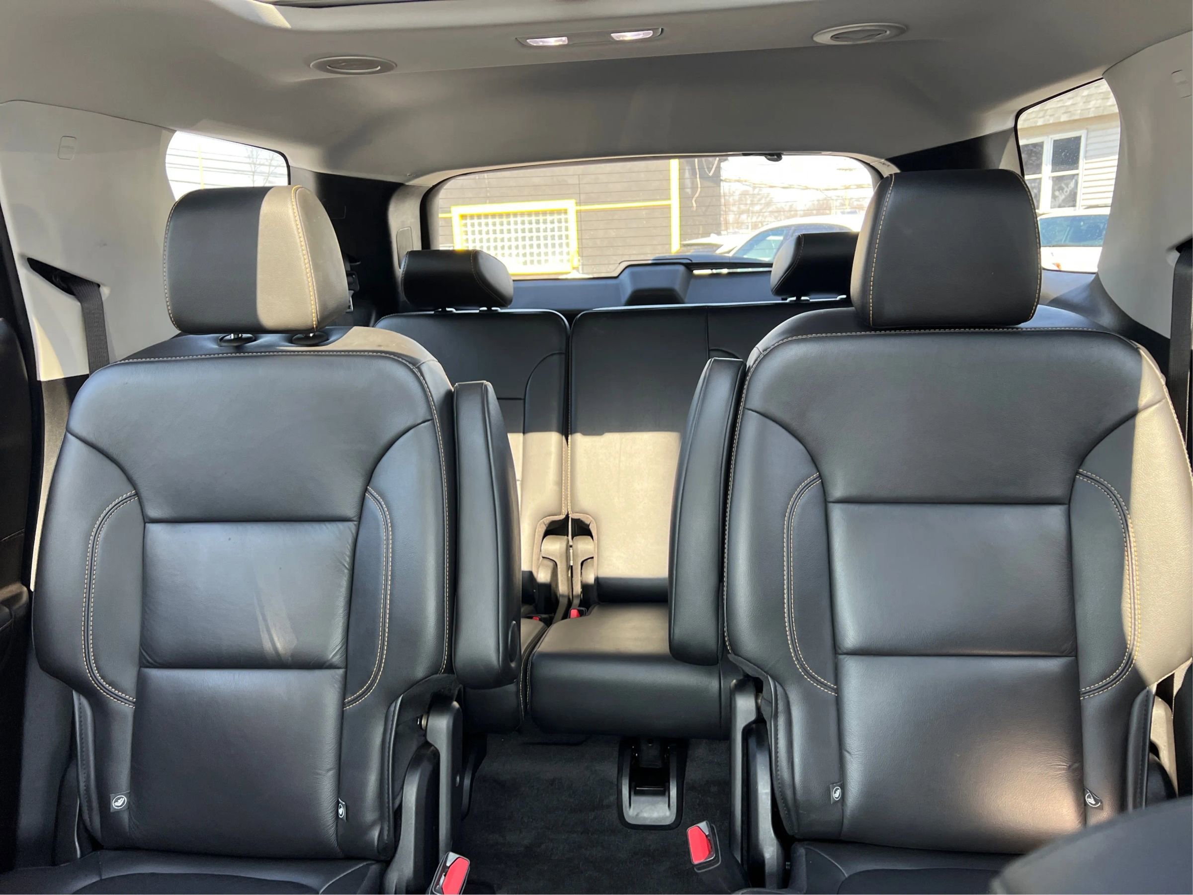 Used 2020 Chevrolet Traverse RS AWD/4WD image 35
