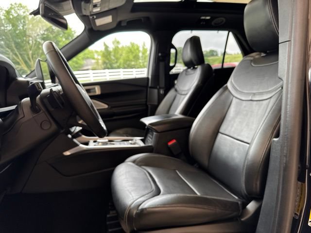 Used 2020 Ford Explorer ST w/ Premium Technology Package AWD/4WD image 14
