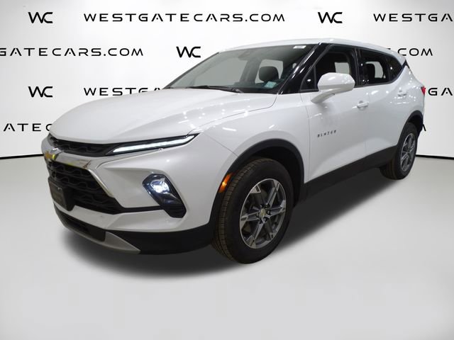 Used 2023 Chevrolet Blazer LT image 1