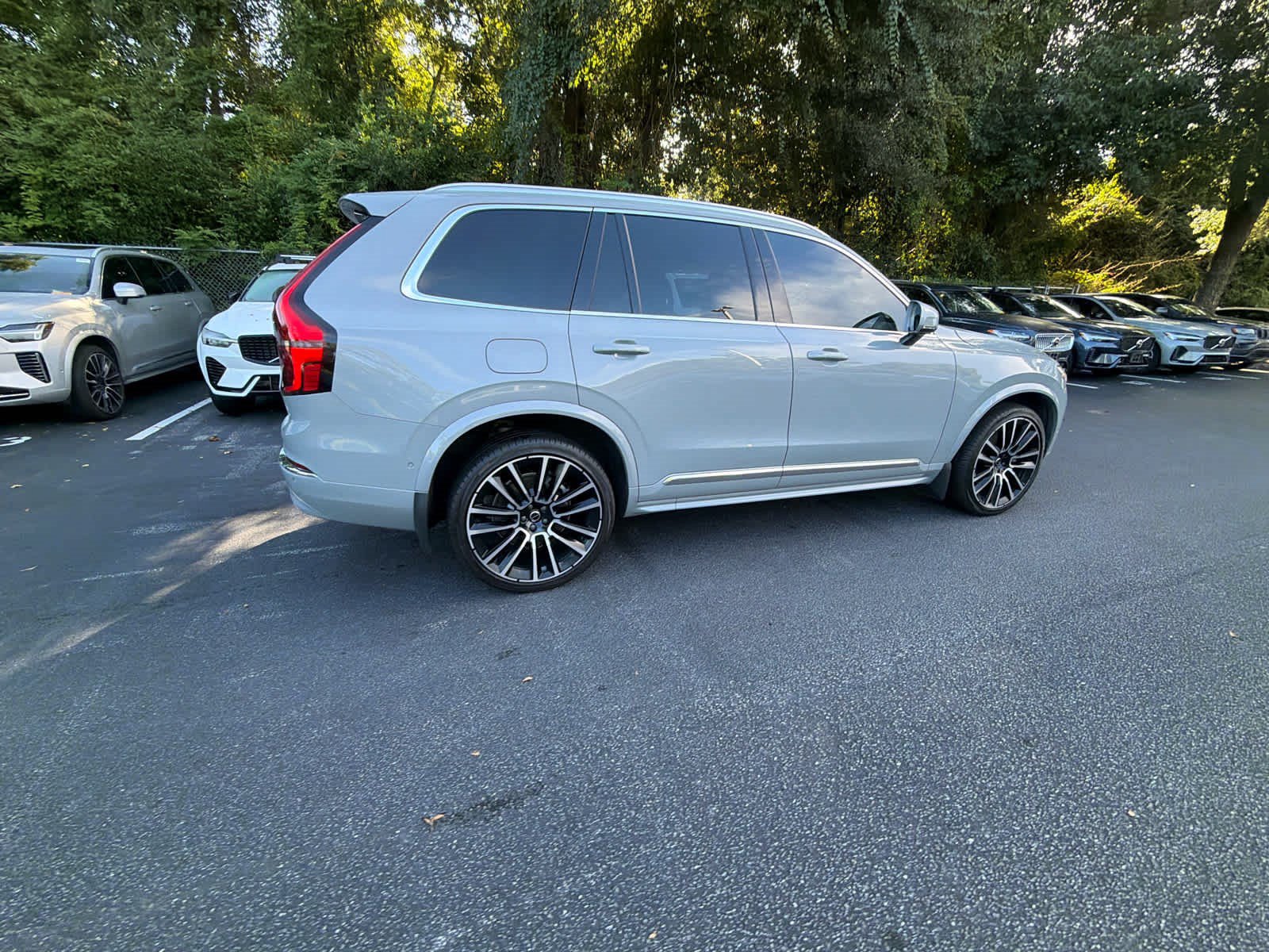 Used 2025 Volvo XC90 B6 Plus AWD/4WD image 15