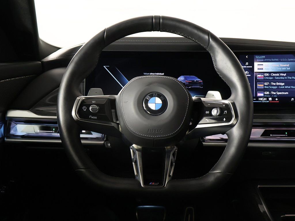 Used 2025 BMW 740i xDrive image 44