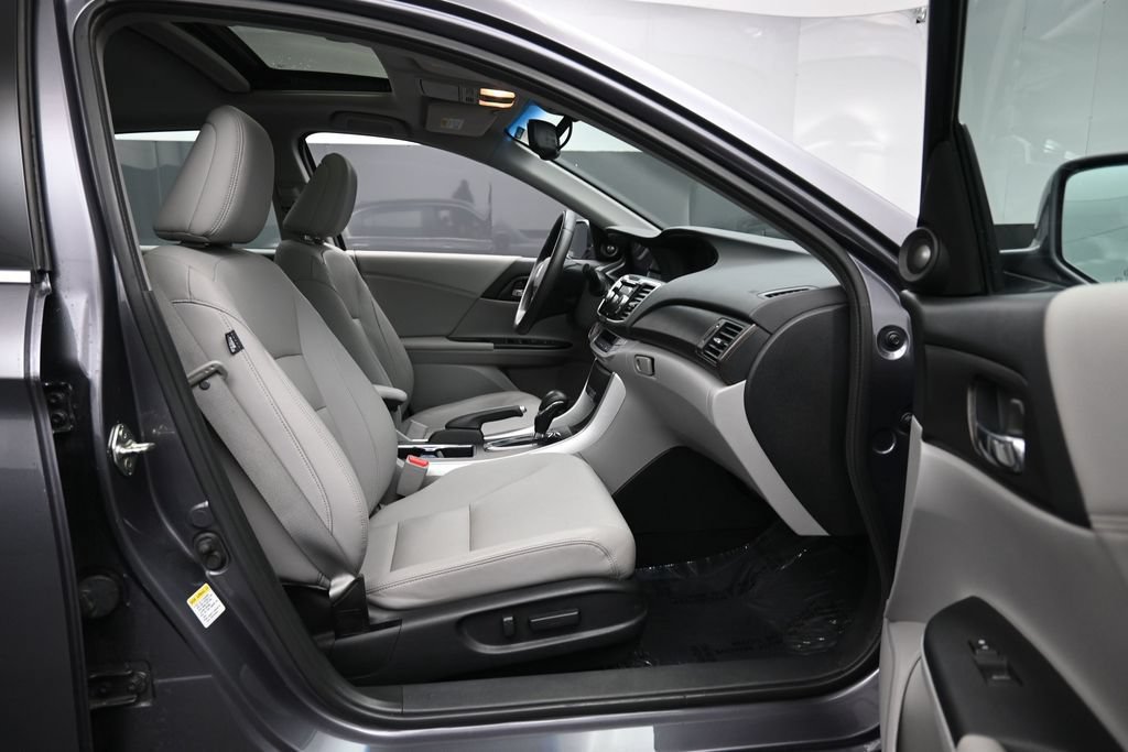 Used 2013 Honda Accord EX-L image 22