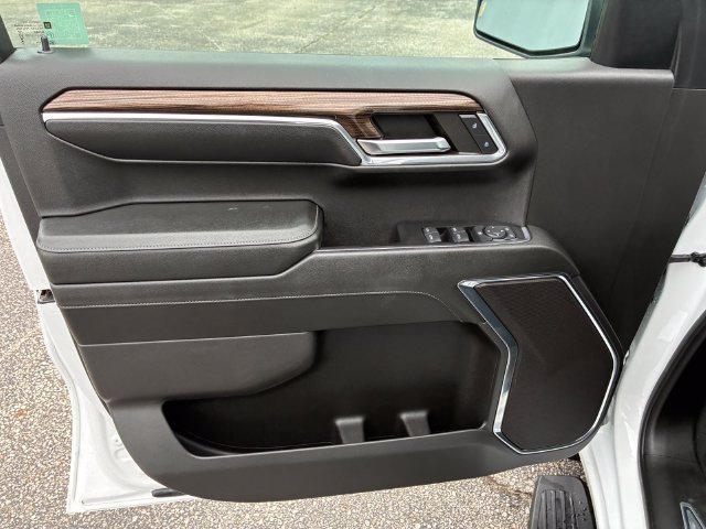 Used 2024 Chevrolet Silverado 1500 LT AWD/4WD image 19