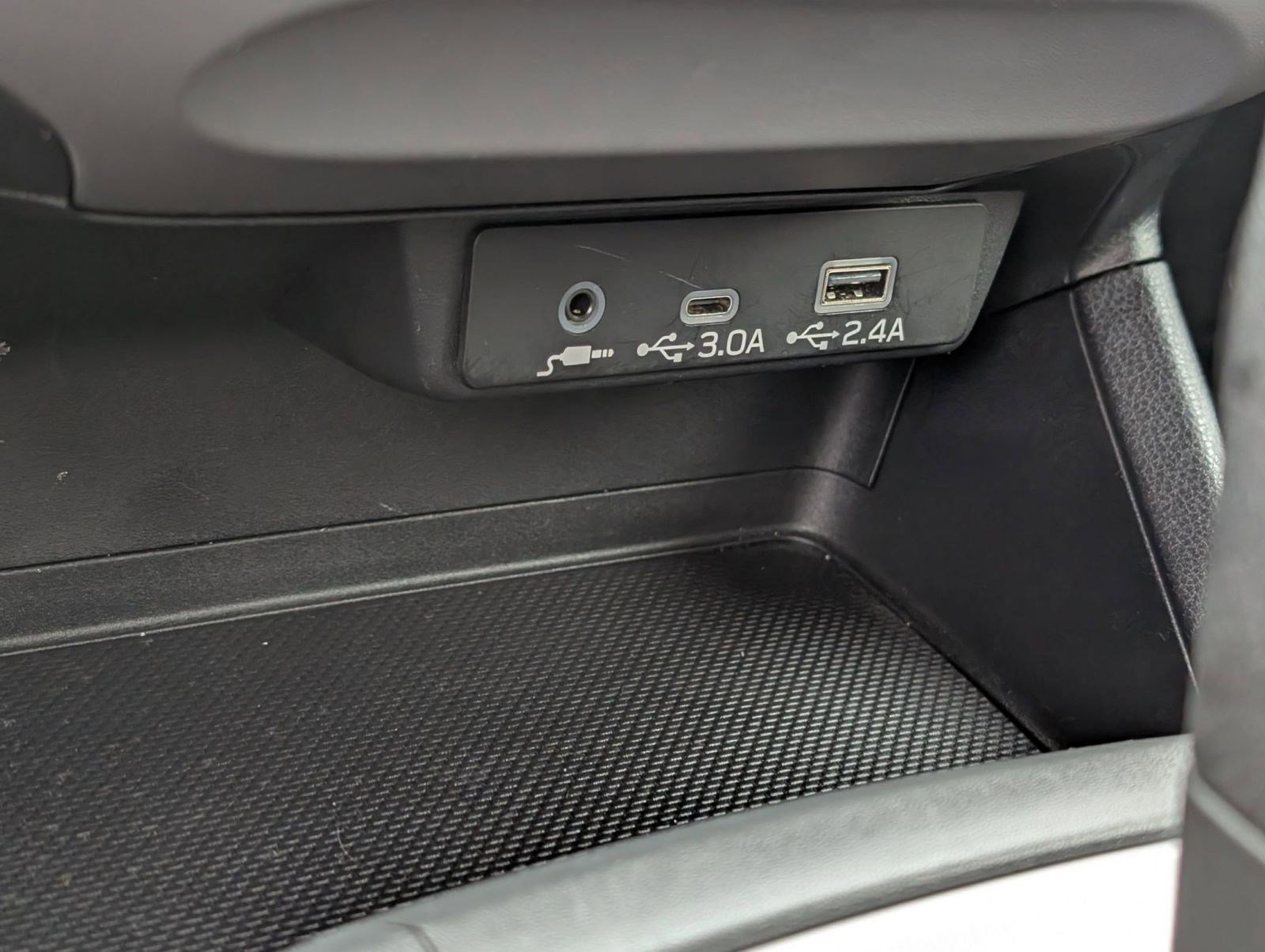 Used 2024 Subaru Crosstrek 2.0i Premium image 27
