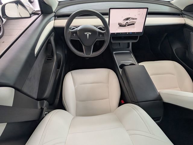 Used 2023 Tesla Model 3 Standard Range RWD image 8