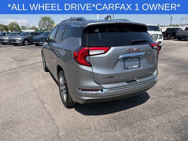 Used 2023 GMC Terrain Denali w/ Denali Premium Package AWD/4WD image 12