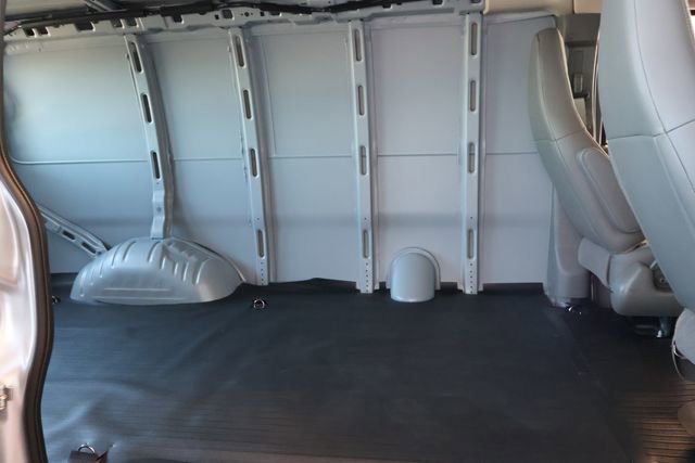 New 2026 GMC Savana 2500 Work Van image 16