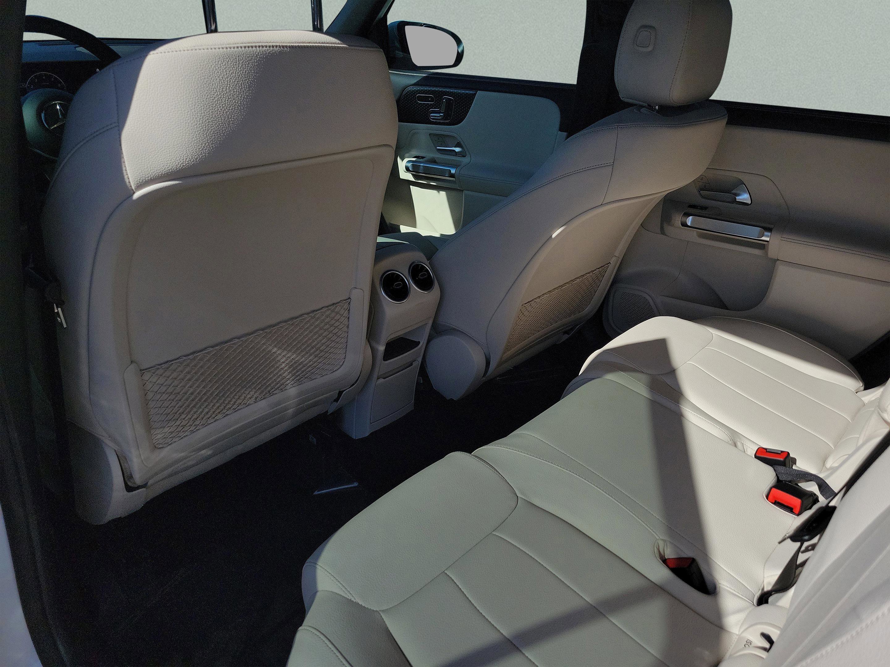 Certified 2025 Mercedes-Benz GLB 250 image 13