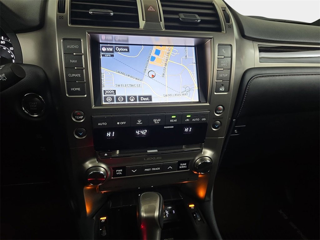 Used 2020 Lexus GX 460 Premium w/ Premium Package image 18