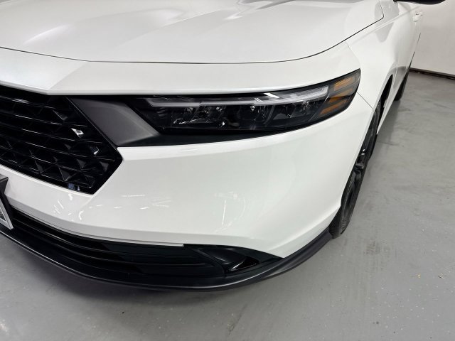 Used 2025 Honda Accord SE image 30