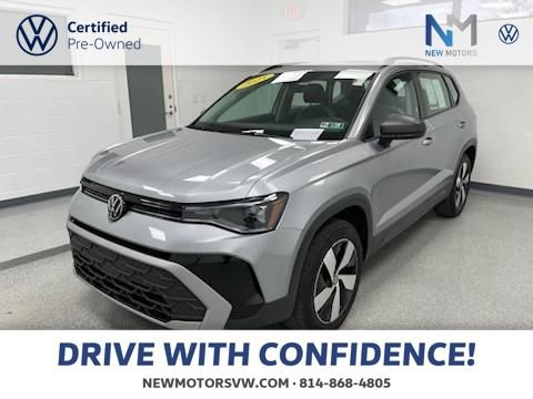 Used 2025 Volkswagen Taos S image 1