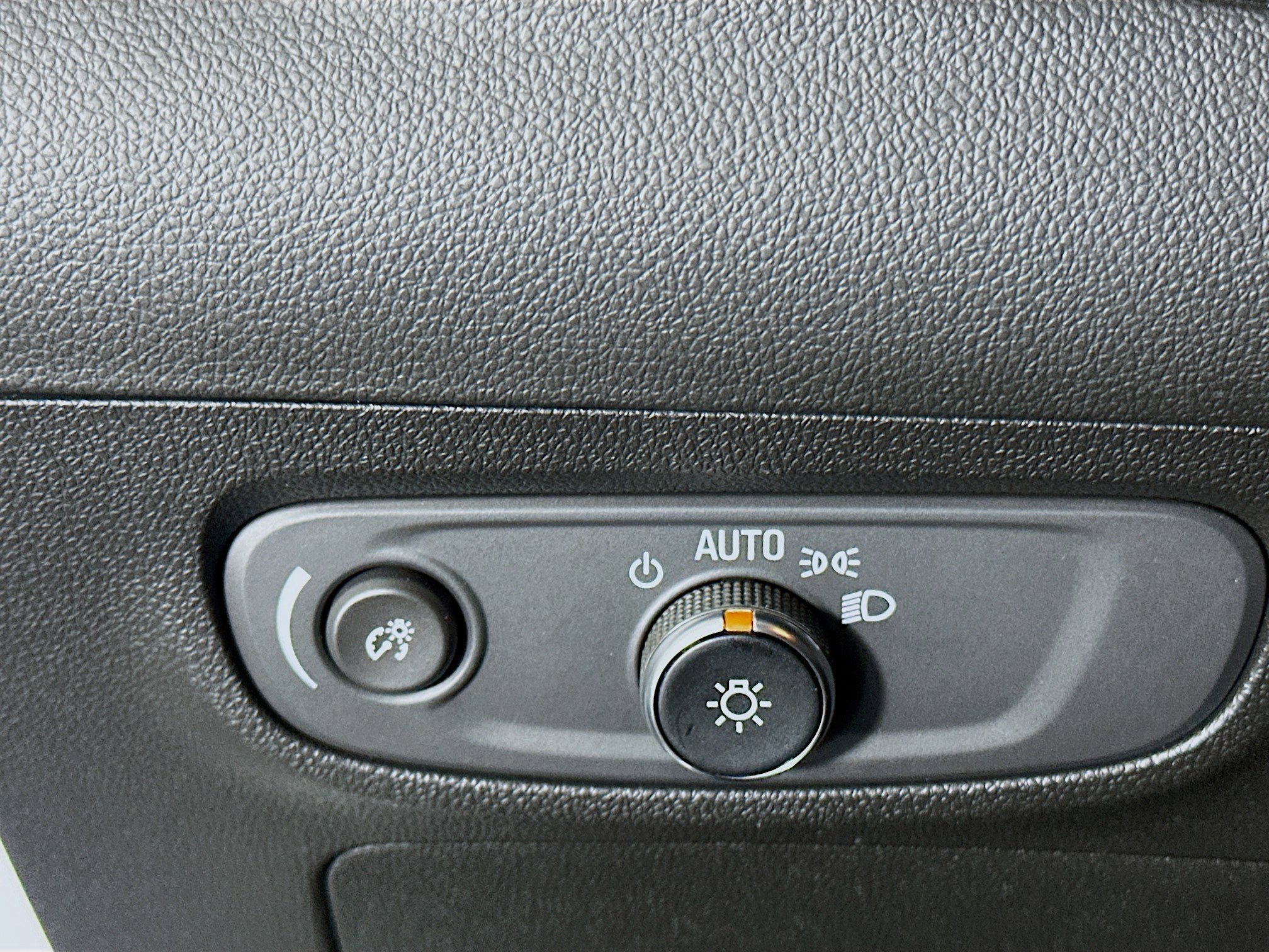 Used 2025 Buick Encore GX Preferred image 17