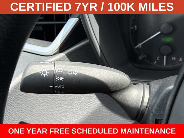 Used 2025 Toyota Corolla LE w/ LE Premium Package FWD image 26