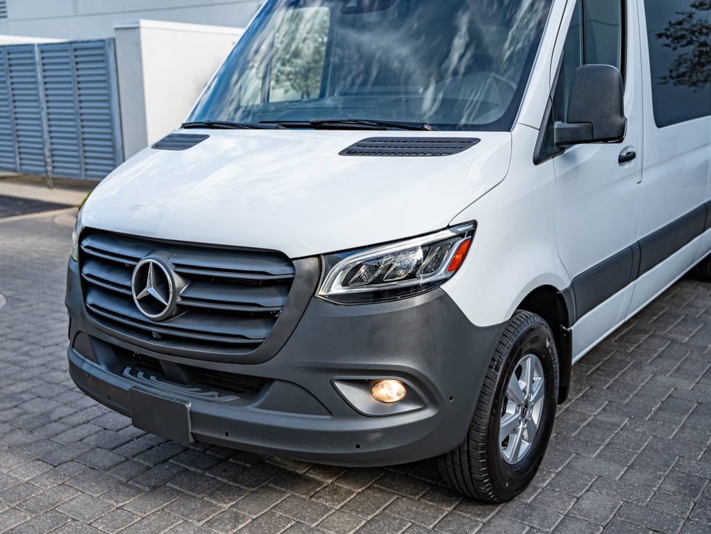 Used 2023 Mercedes-Benz Sprinter 2500 image 15