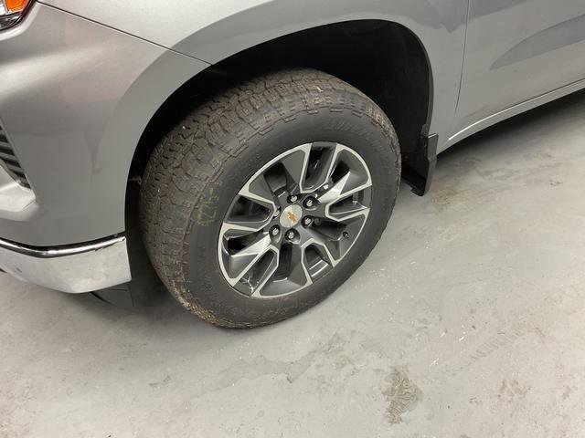 New 2026 Chevrolet Silverado 1500 LT image 3