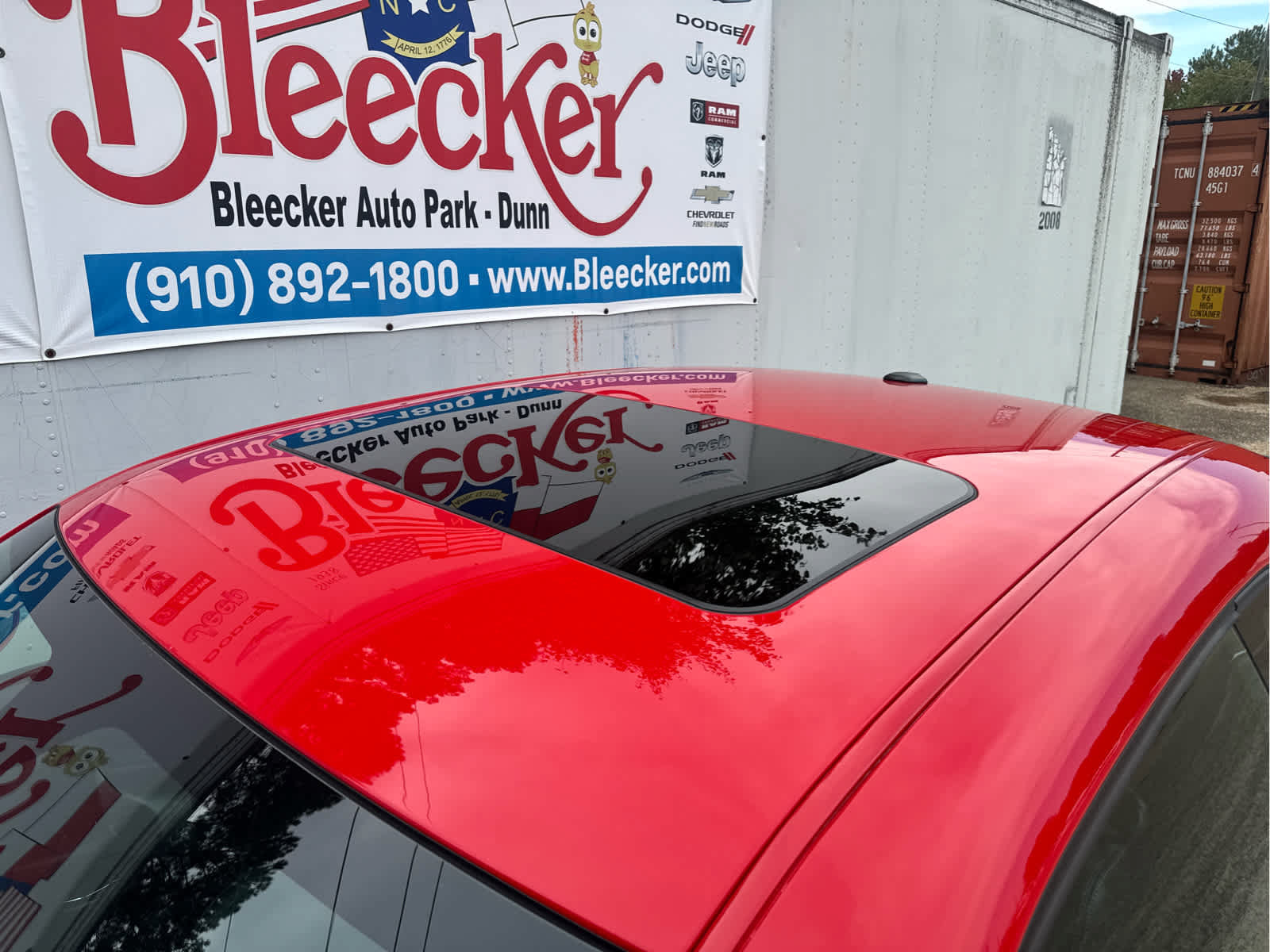 Used 2010 Dodge Challenger SRT8 w/ SRT Option Group II RWD image 15