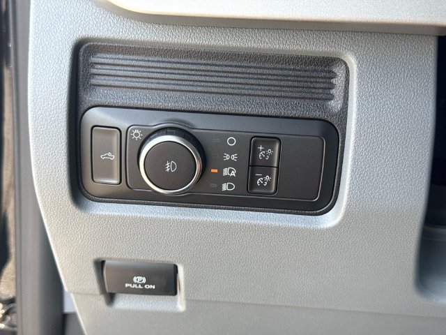 New 2027 Ford F250 XL w/ STX Appearance Package AWD/4WD image 32