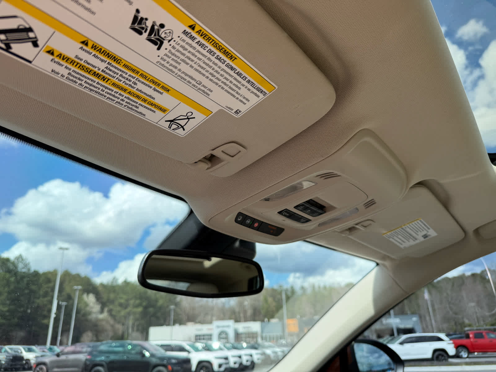 Used 2021 Buick Envision Essence image 24