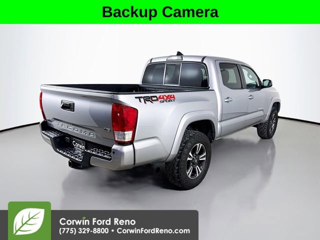 Used 2016 Toyota Tacoma TRD Sport image 7