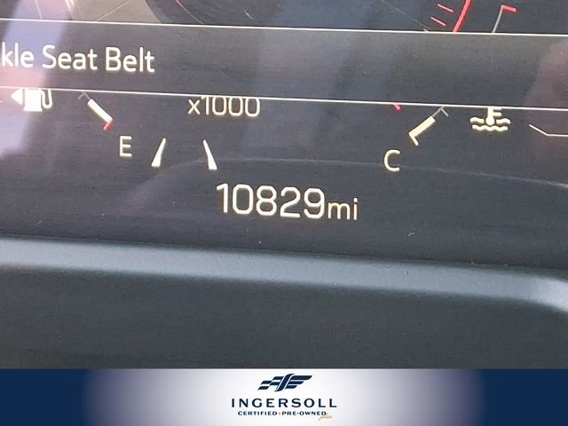 Used 2025 GMC Acadia AT4 w/ Luxury Package image 6