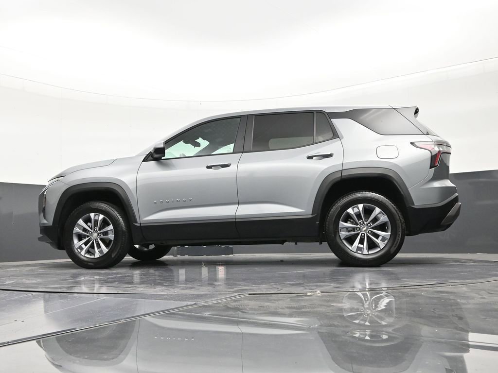 Used 2025 Chevrolet Equinox LT FWD image 18