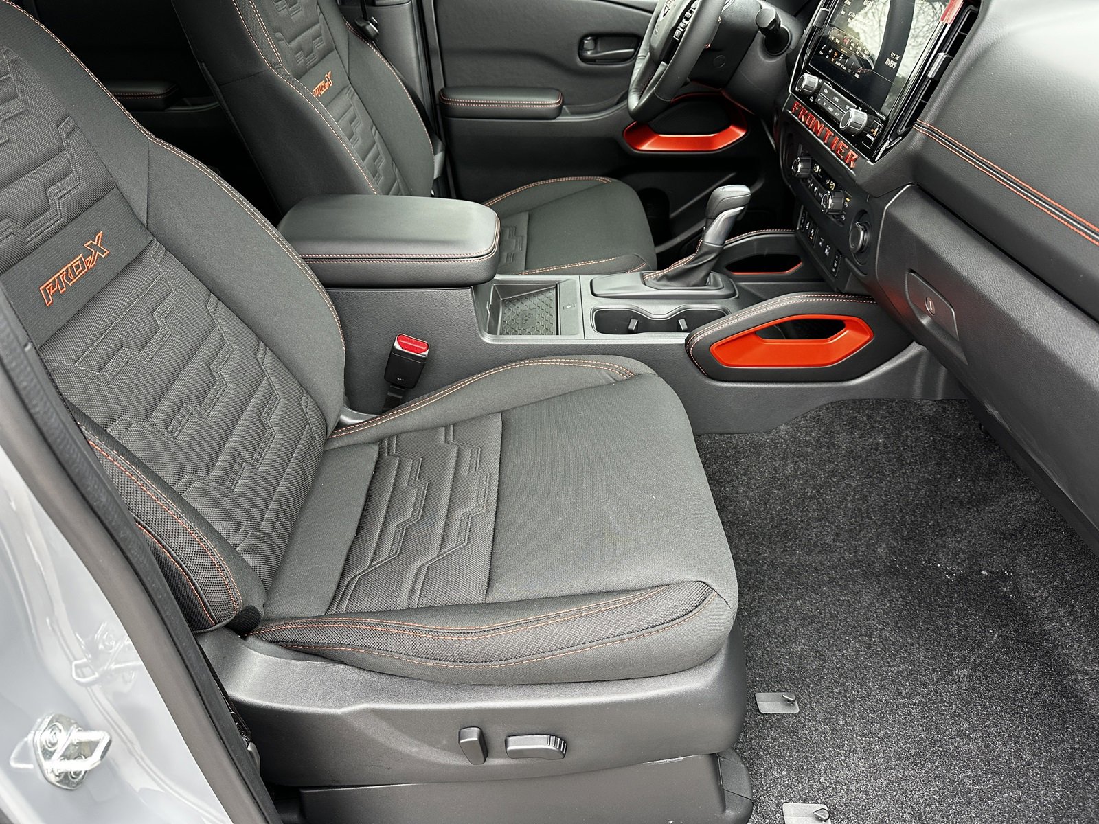 New 2026 Nissan Frontier Pro-X w/ Pro-X Convenience Package image 13