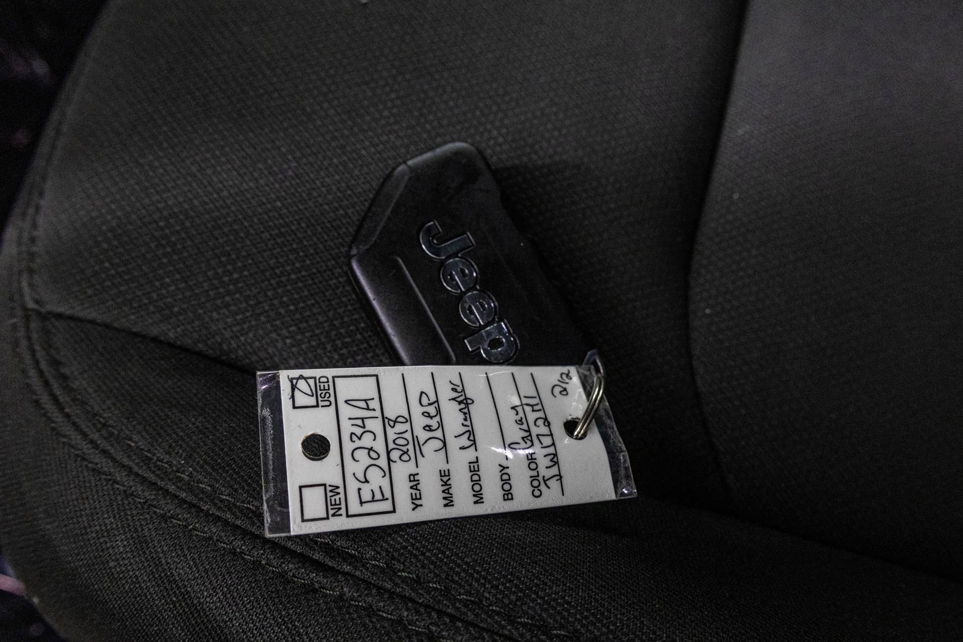 Used 2018 Jeep Wrangler Unlimited Sport image 39