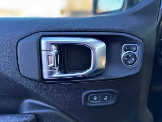 Used 2023 Jeep Gladiator Sport S image 19