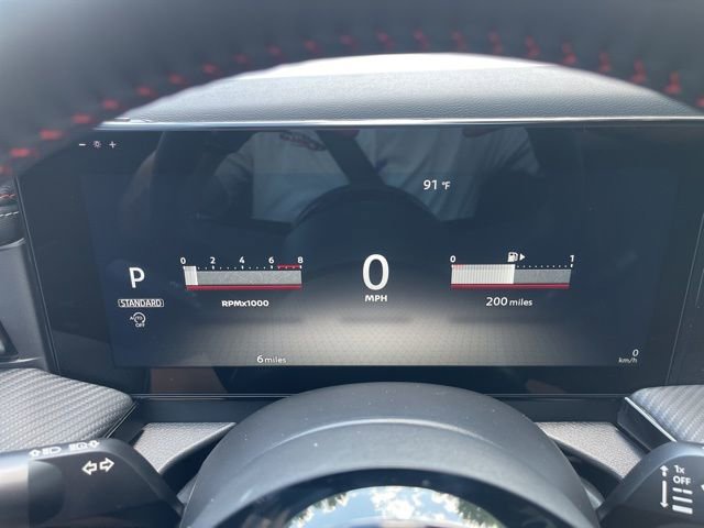 New 2025 Nissan Kicks SR image 28