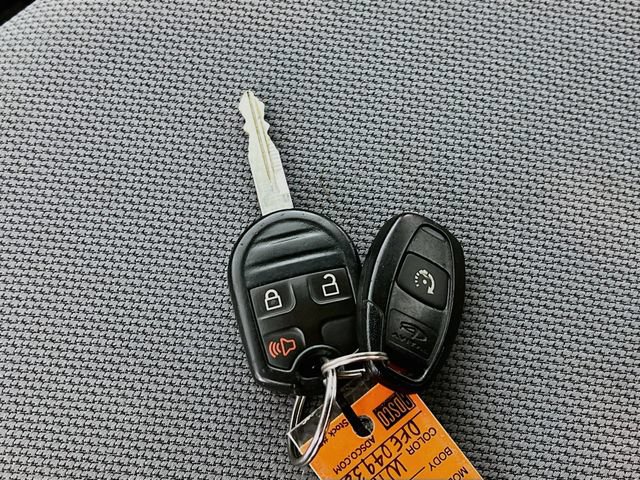 Used 2013 Ford F150 STX w/ Mid Equipment Group AWD/4WD image 12