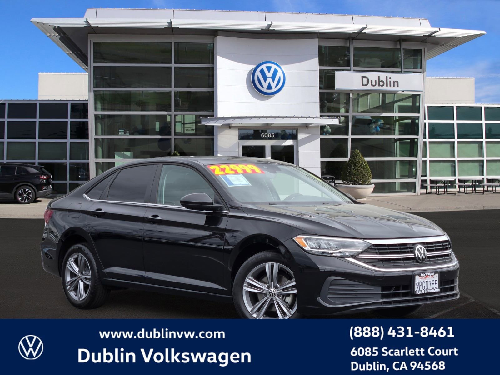 Used 2024 Volkswagen Jetta SE w/ Panoramic Sunroof Package FWD image 1
